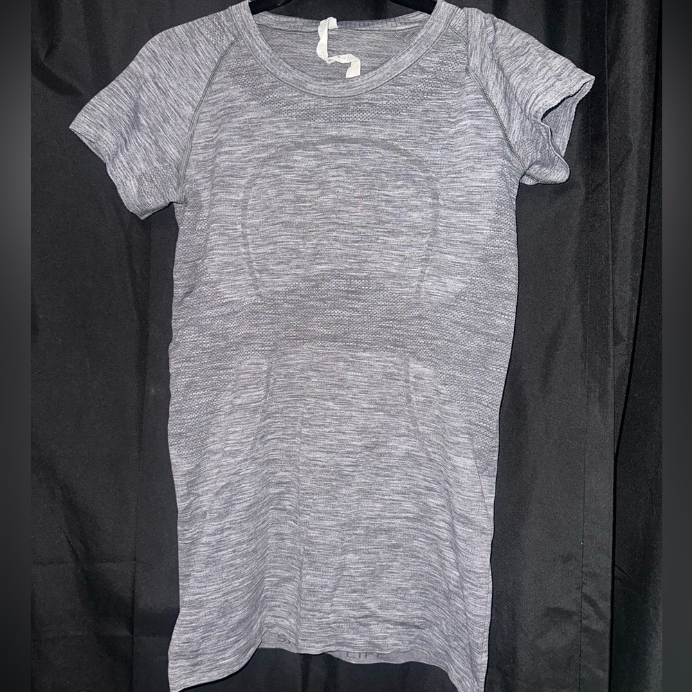Lululemon Swiftly Tech Short Sleeve